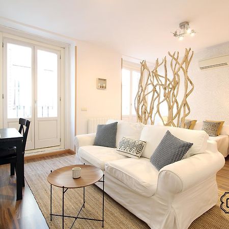 Huertas Apartment - Estancias Temporales Мадрид Екстериор снимка
